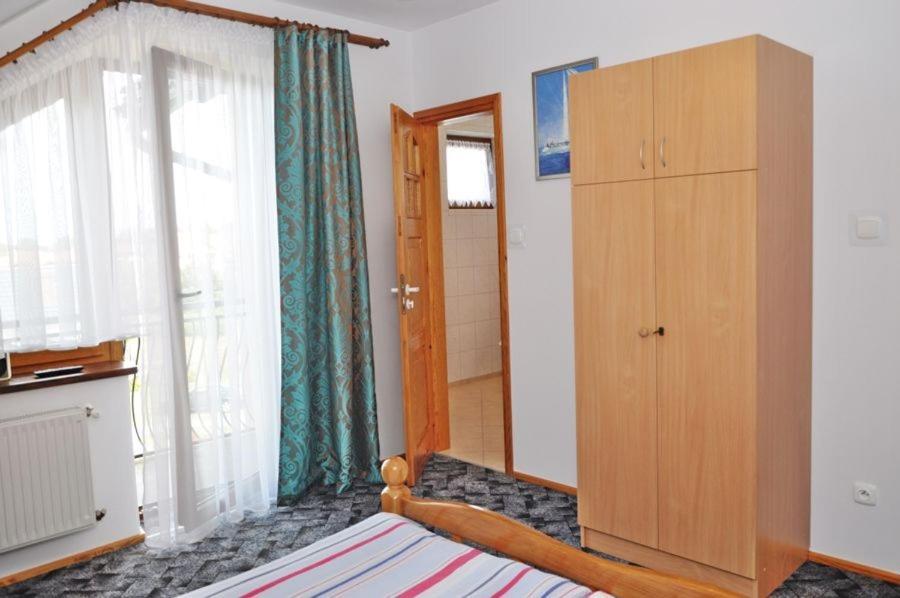 Hotel Jantar à Ostrowo  Extérieur photo