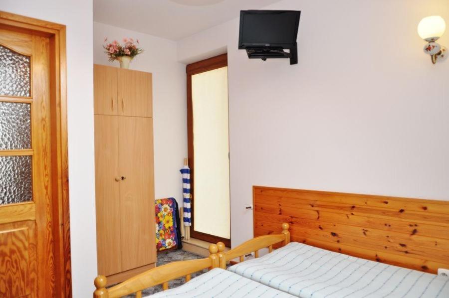 Hotel Jantar à Ostrowo  Extérieur photo