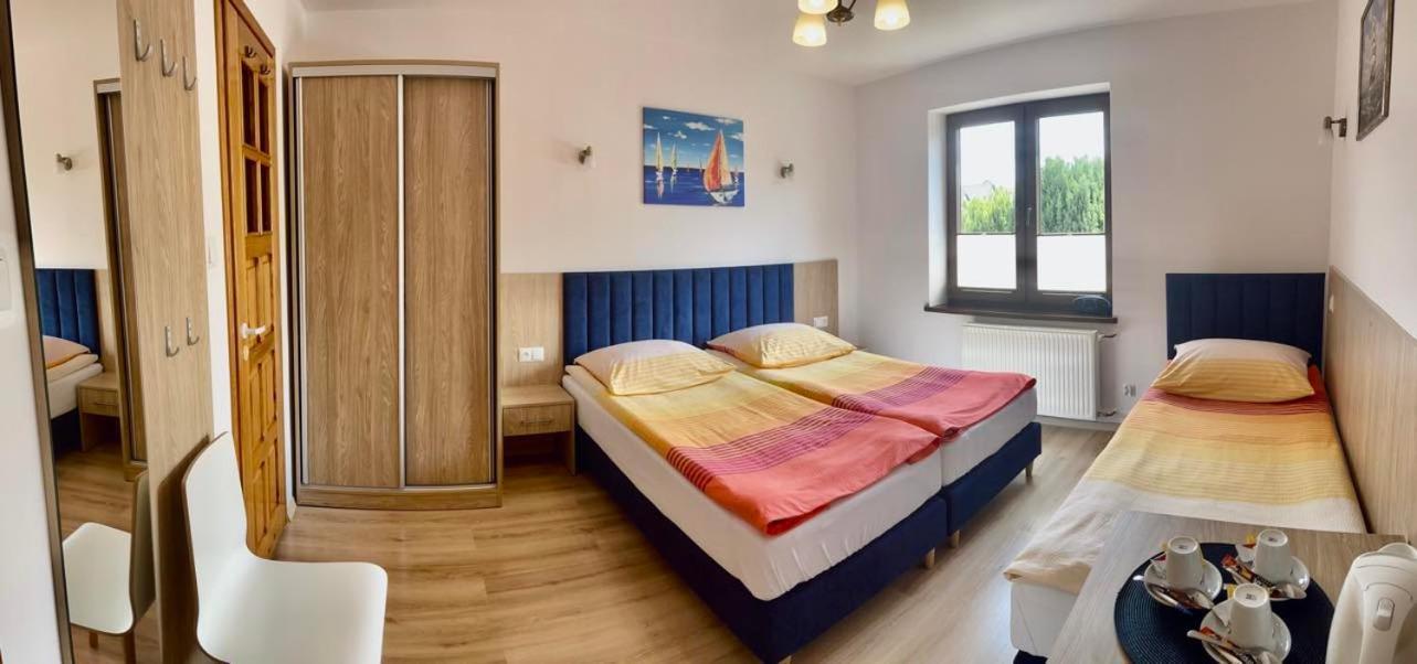 Hotel Jantar à Ostrowo  Extérieur photo